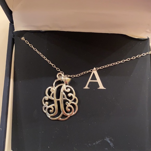 Belk Silverworks Sterling Silver “A” pendant and necklace. New in box - Picture 3 of 4